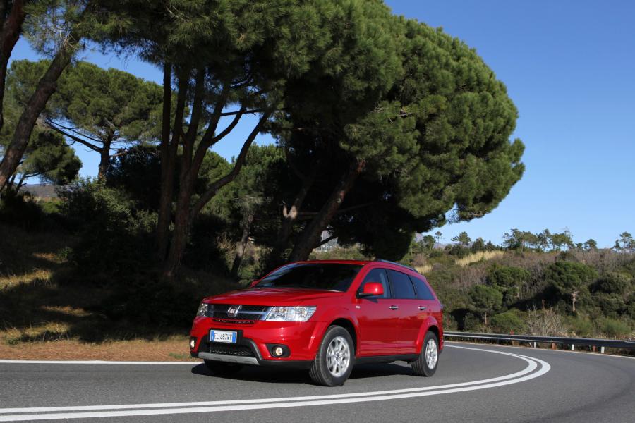  Fiat Freemont AWD 2012 года  (фото 25 из 51)
